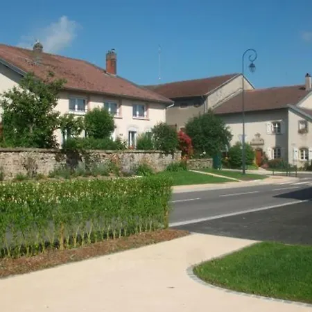 Spacieux Familial Pres Des Vosges - Fr-1-584-396 *